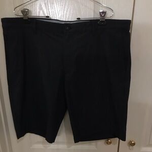 Tommy Bahama men’s shorts, dark gray with slight plaid print